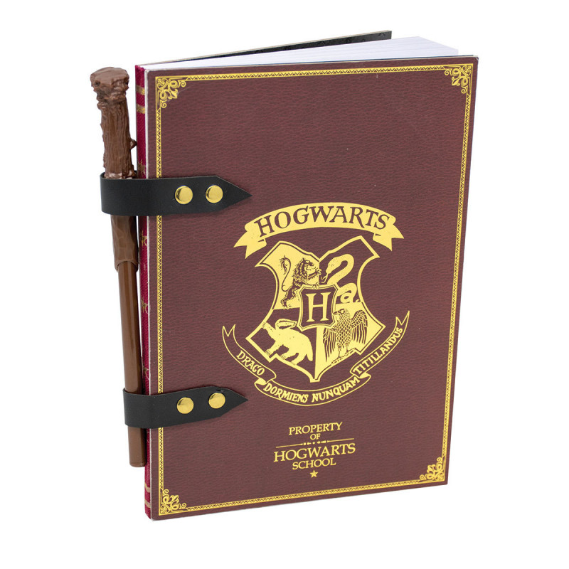 Carnet de notes Poudlard avec crayon baguette Harry Potter sur