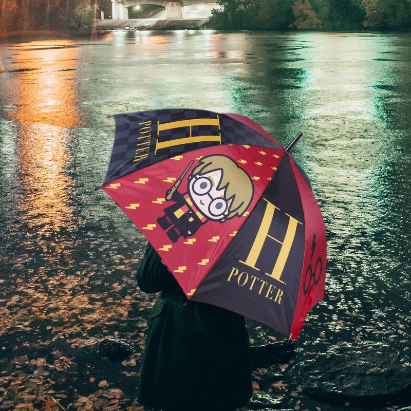Parapluie Harry Potter blason Poudlard sur Cadeaux et Anniversaire