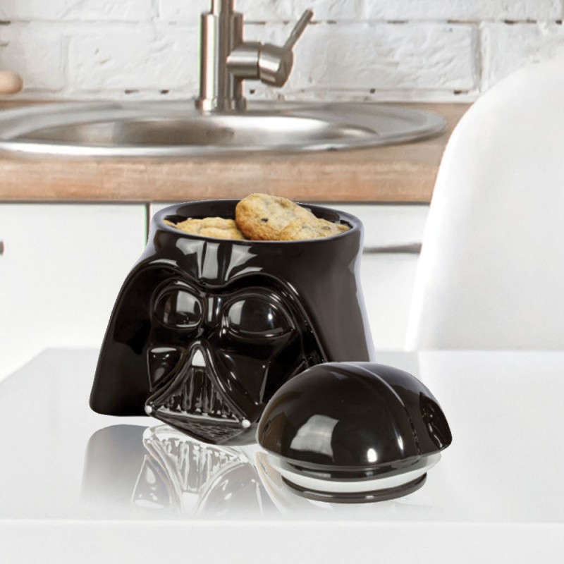 Boite A Cookies Star Wars En Forme Du Casque De Dark Vador Sur Cadeaux Et Anniversaire Boite A Cookies Star Wars En Forme Du Casque De Dark Vador Sur Cadeaux Et Anniversaire