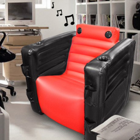 Vous offrant un moment zen et confortable, l’Everything Chair II propose deux haut-parleurs intégrés avec un amplificateur supplémentaire pour des moments musicaux parfaits